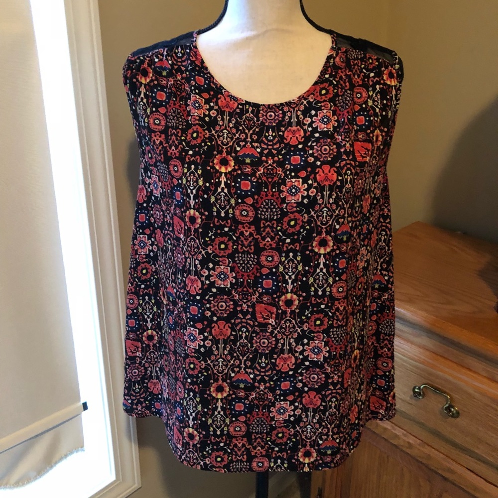 Collective concepts sleeveless top - Size M